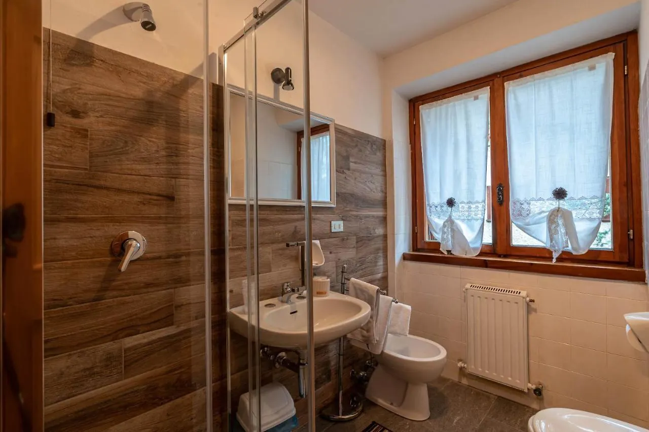 San Luigi - Rooms & Apartments Campodolcino 0*,  Italy