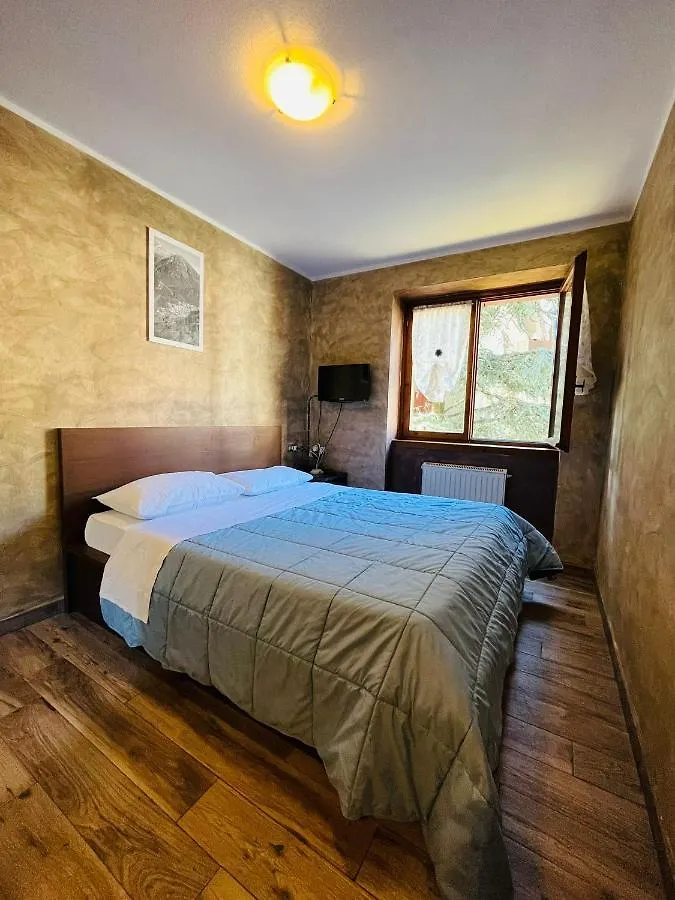San Luigi - Rooms & Apartments Campodolcino 0*,