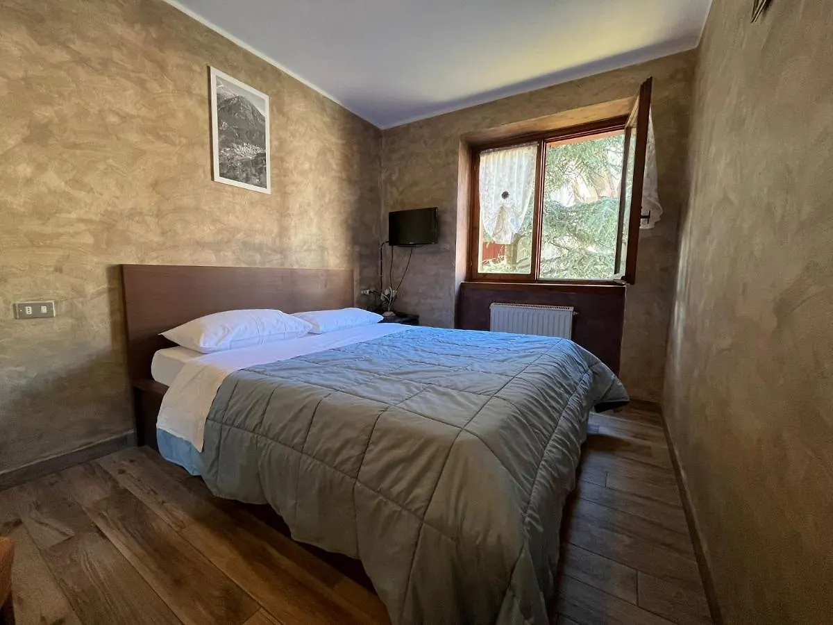 Bed & Breakfast San Luigi - Rooms & Apartments Campodolcino Italy