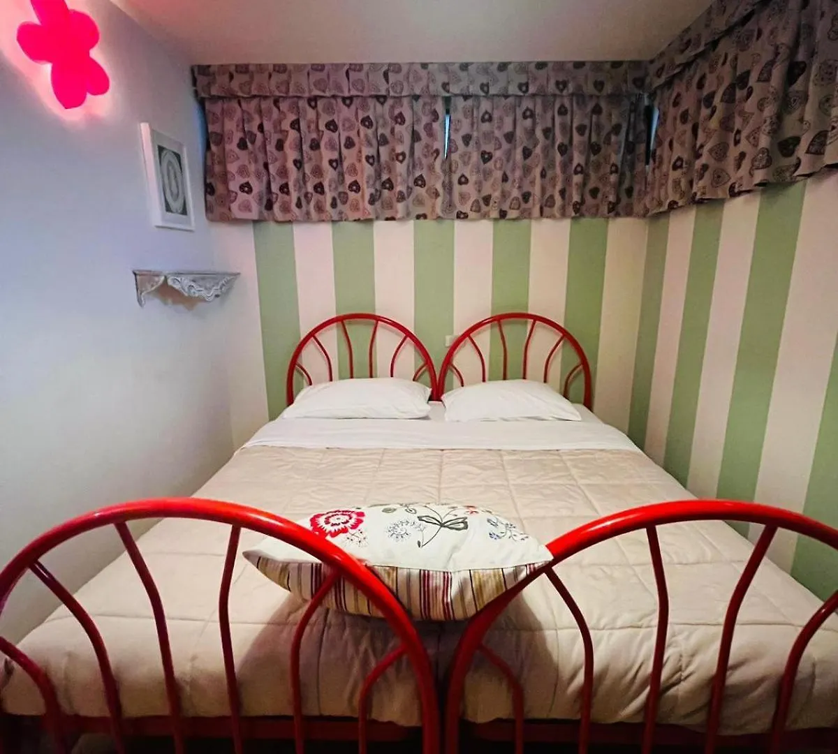 San Luigi - Rooms & Apartments Campodolcino 0*,  Italy