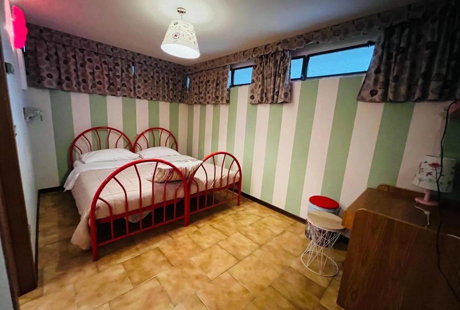 San Luigi - Rooms & Apartments Campodolcino Alojamento de Acomodação e Pequeno-almoço
