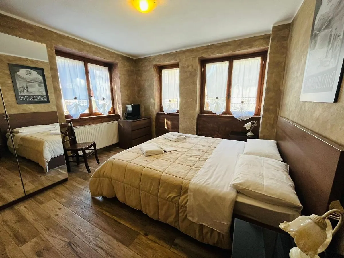 San Luigi - Rooms & Apartments Campodolcino Italy